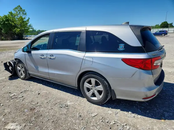 5FNRL6H73JB112247 2018 HONDA ODYSSEY - Image 2