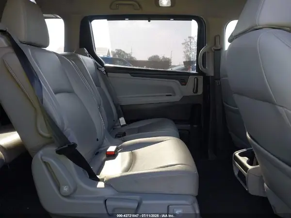 5FNRL6H73KB089263 2019 HONDA ODYSSEY - Image 8