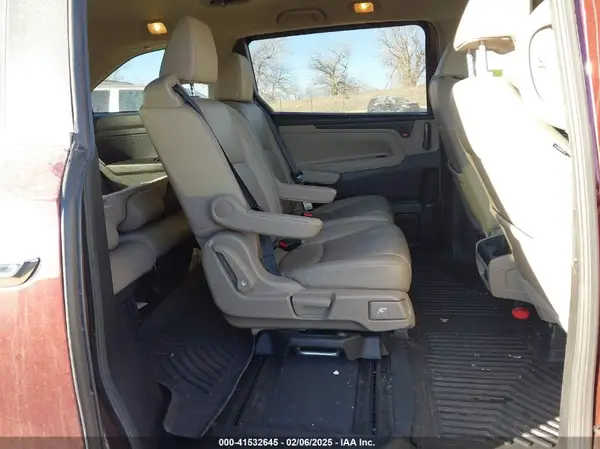 5FNRL6H73LB053820 2020 HONDA ODYSSEY - Image 8