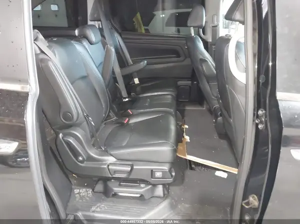 5FNRL6H73MB010564 2021 HONDA ODYSSEY - Image 8