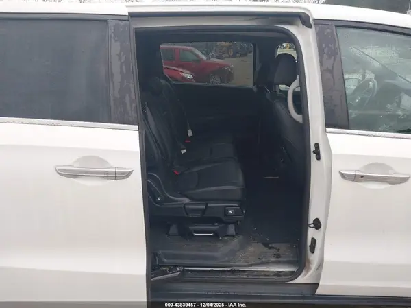 5FNRL6H73MB045265 2021 HONDA ODYSSEY - Image 8