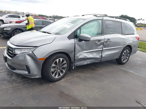 5FNRL6H73NB001719 2022 HONDA ODYSSEY - Image 2