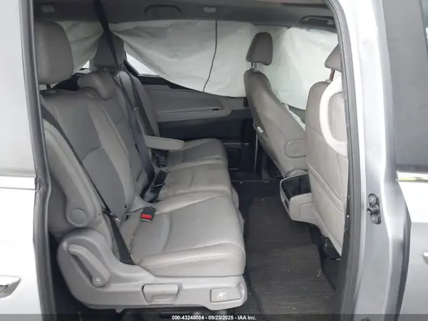 5FNRL6H73NB001719 2022 HONDA ODYSSEY - Image 8
