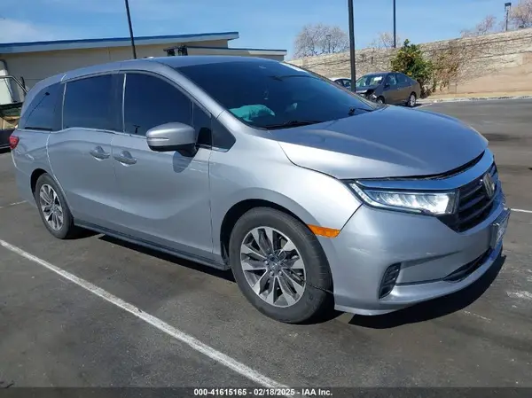5FNRL6H73NB040956 2022 HONDA ODYSSEY - Image 1