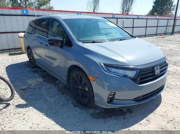 5FNRL6H73PB058960 2023 HONDA ODYSSEY - Image 1
