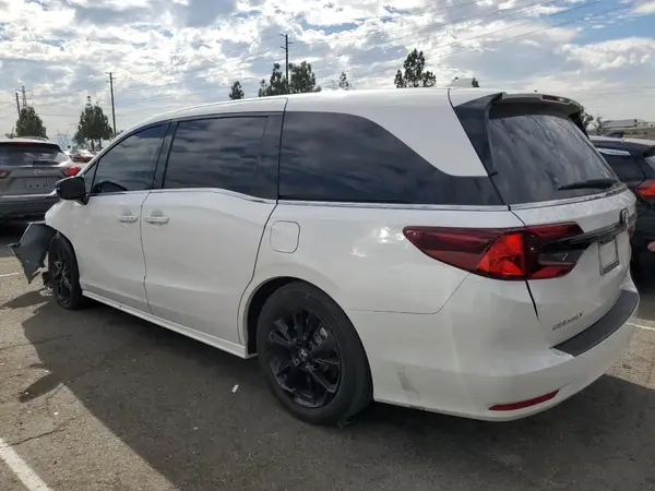 5FNRL6H73RB039392 2024 HONDA ODYSSEY - Image 2