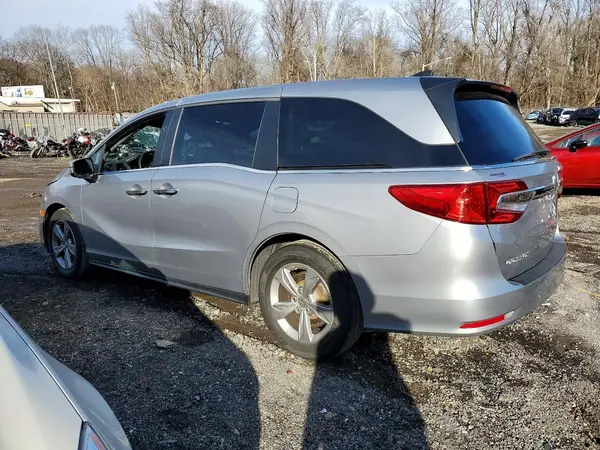 5FNRL6H74JB012030 2018 HONDA ODYSSEY - Image 2