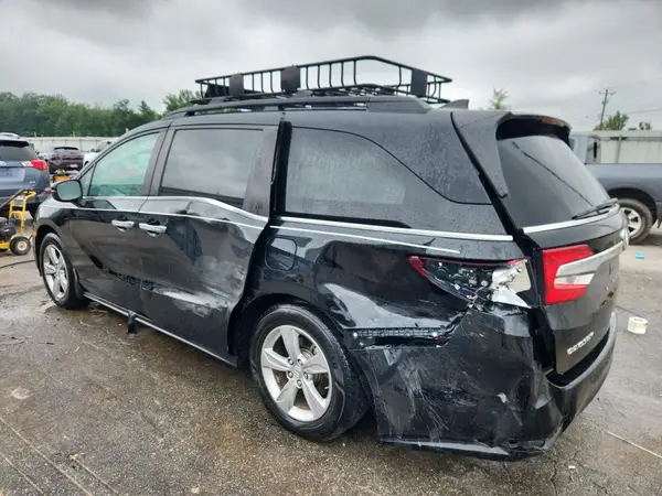 5FNRL6H74JB016806 2018 HONDA ODYSSEY - Image 2