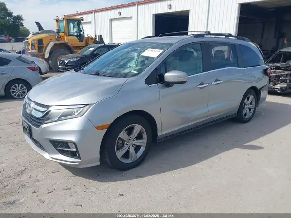 5FNRL6H74JB021794 2018 HONDA ODYSSEY - Image 2