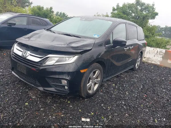 5FNRL6H74JB025621 2018 HONDA ODYSSEY - Image 2