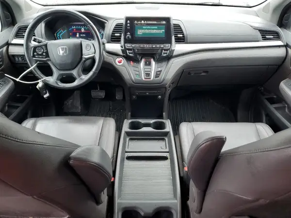 5FNRL6H74JB025764 2018 HONDA ODYSSEY - Image 8