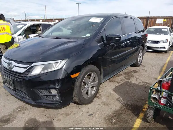 5FNRL6H74JB027224 2018 HONDA ODYSSEY - Image 2
