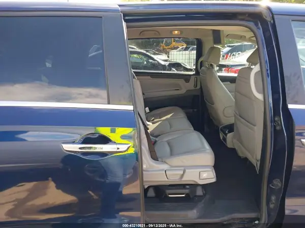 5FNRL6H74JB027692 2018 HONDA ODYSSEY - Image 8