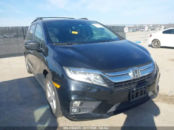 5FNRL6H74JB031306 2018 HONDA ODYSSEY - Image 1