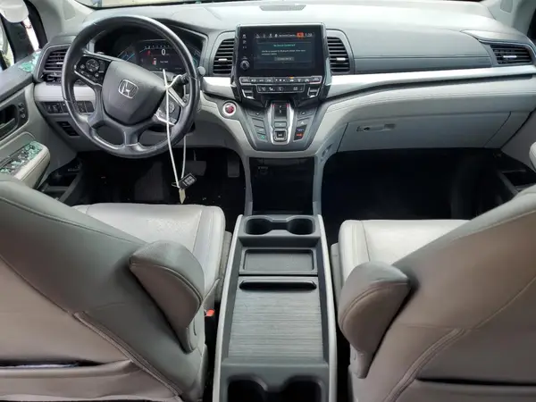 5FNRL6H74JB033878 2018 HONDA ODYSSEY - Image 8