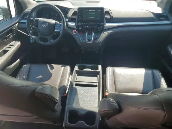 5FNRL6H74JB043150 2018 HONDA ODYSSEY - Image 8