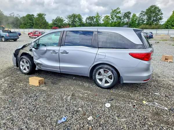 5FNRL6H74JB046498 2018 HONDA ODYSSEY - Image 2