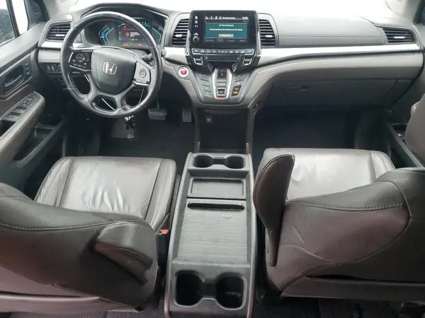 5FNRL6H74JB047585 2018 HONDA ODYSSEY - Image 8