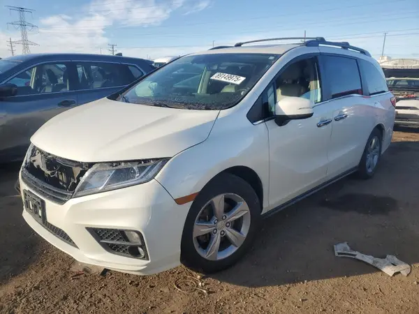 5FNRL6H74JB058232 2018 HONDA ODYSSEY - Image 1