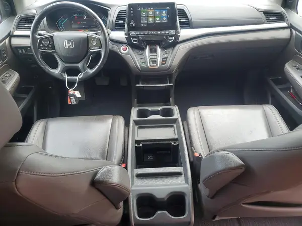5FNRL6H74JB060997 2018 HONDA ODYSSEY - Image 8