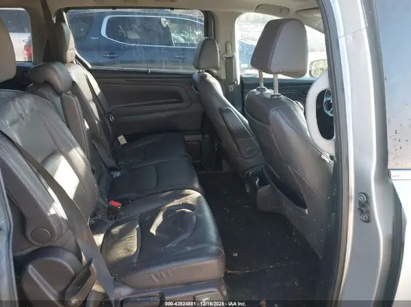 5FNRL6H74JB064936 2018 HONDA ODYSSEY - Image 8