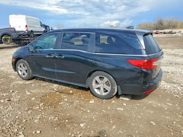 5FNRL6H74JB064970 2018 HONDA ODYSSEY - Image 2