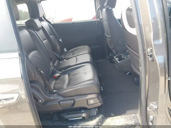 5FNRL6H74JB069196 2018 HONDA ODYSSEY - Image 8