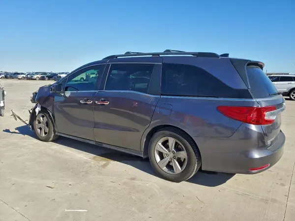 5FNRL6H74JB070199 2018 HONDA ODYSSEY - Image 2