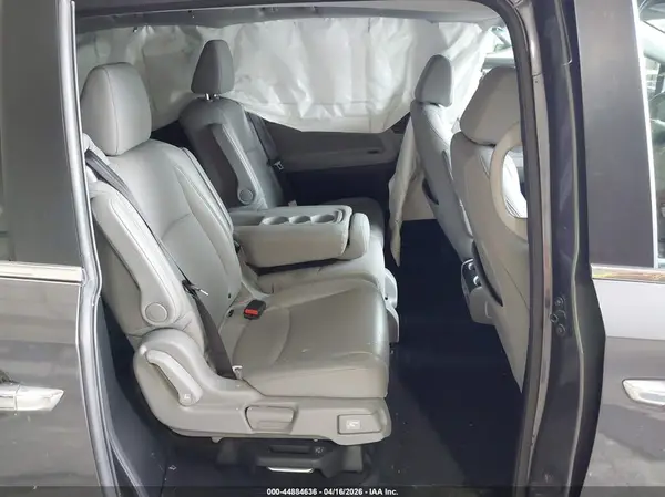 5FNRL6H74JB090307 2018 HONDA ODYSSEY - Image 8
