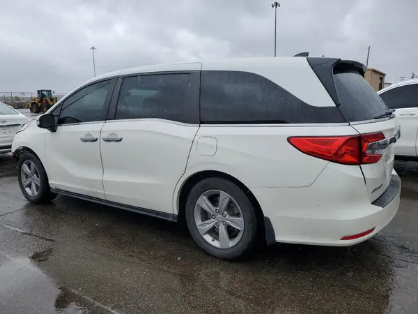 5FNRL6H74JB092252 2018 HONDA ODYSSEY - Image 2