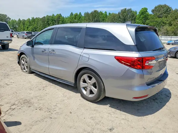 5FNRL6H74JB092624 2018 HONDA ODYSSEY - Image 2