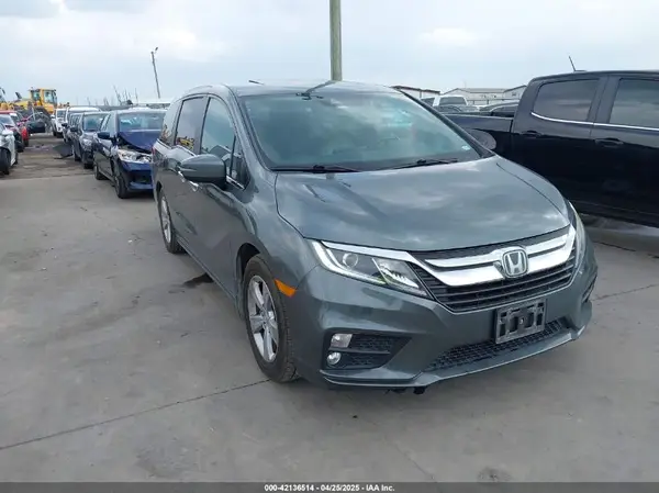 5FNRL6H74JB096849 2018 HONDA ODYSSEY - Image 1
