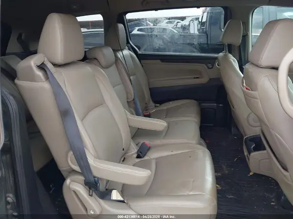5FNRL6H74JB096849 2018 HONDA ODYSSEY - Image 8
