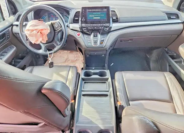 5FNRL6H74JB100995 2018 HONDA ODYSSEY - Image 8