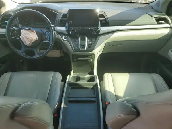 5FNRL6H74JB101404 2018 HONDA ODYSSEY - Image 8