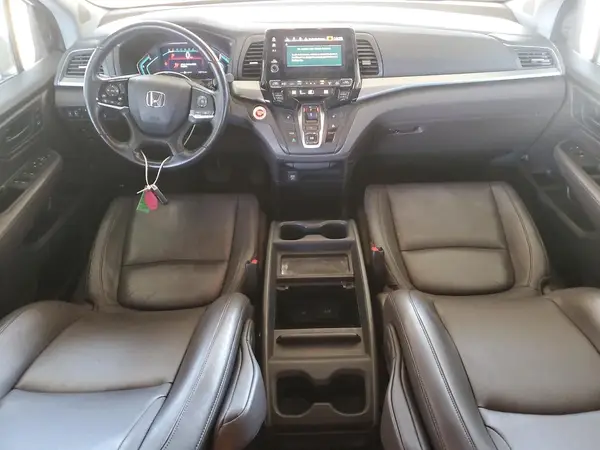 5FNRL6H74JB107235 2018 HONDA ODYSSEY - Image 8
