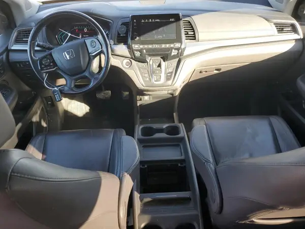 5FNRL6H74JB107784 2018 HONDA ODYSSEY - Image 8