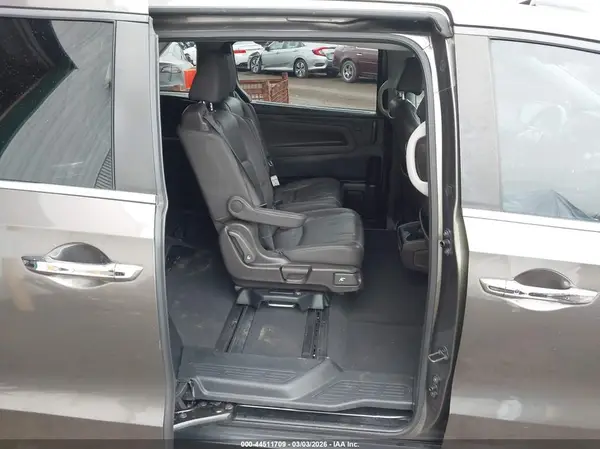 5FNRL6H74KB003359 2019 HONDA ODYSSEY - Image 8