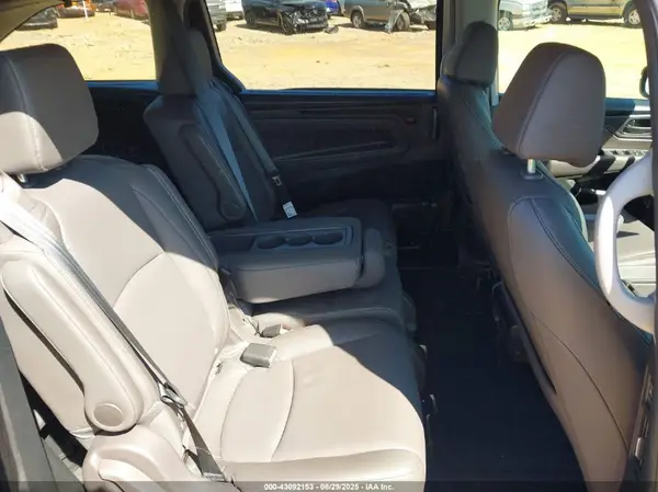 5FNRL6H74NB030632 2022 HONDA ODYSSEY - Image 8
