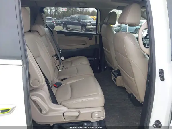 5FNRL6H74NB048872 2022 HONDA ODYSSEY - Image 8