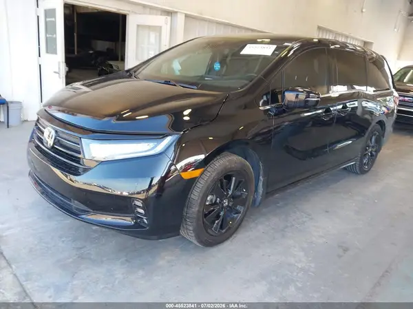 5FNRL6H74RB034704 2024 HONDA ODYSSEY - Image 2
