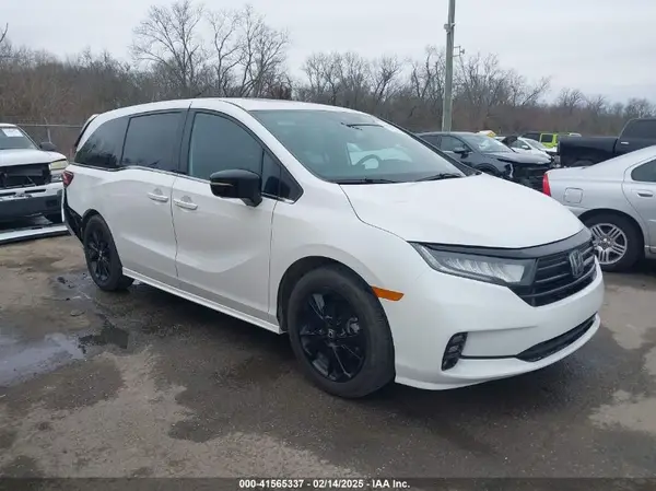 5FNRL6H74RB069338 2024 HONDA ODYSSEY - Image 1