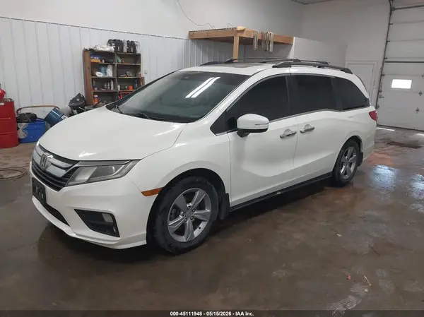5FNRL6H75JB004647 2018 HONDA ODYSSEY - Image 2
