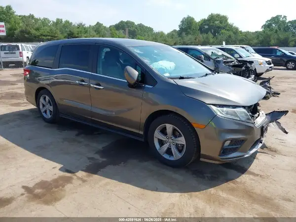 5FNRL6H75JB005569 2018 HONDA ODYSSEY - Image 1