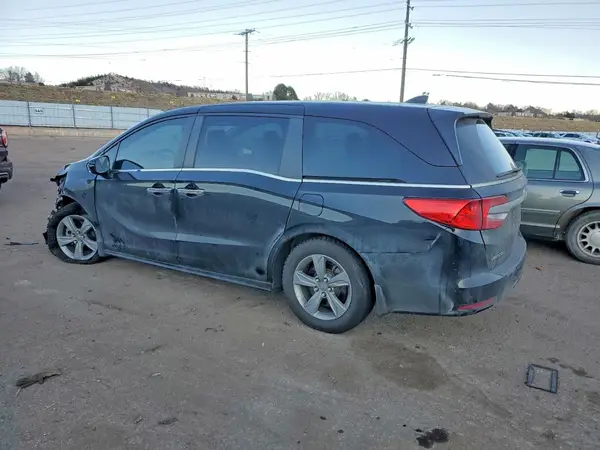 5FNRL6H75JB005815 2018 HONDA ODYSSEY - Image 2
