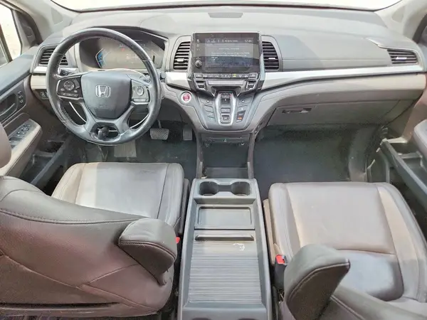 5FNRL6H75JB007452 2018 HONDA ODYSSEY - Image 8