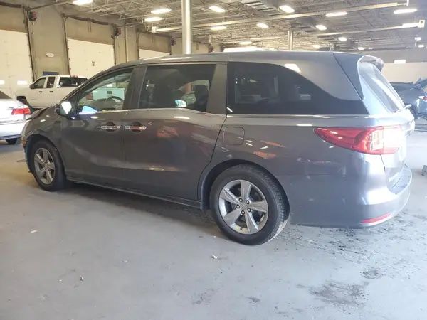 5FNRL6H75JB017625 2018 HONDA ODYSSEY - Image 2