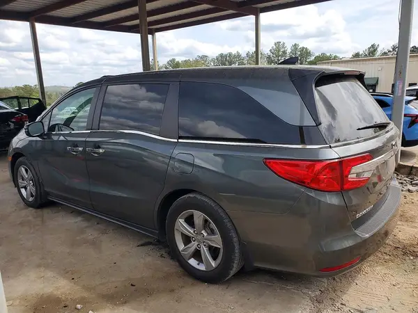 5FNRL6H75JB018368 2018 HONDA ODYSSEY - Image 2