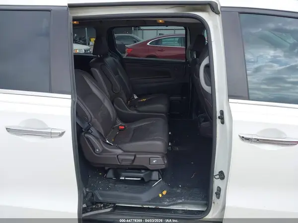 5FNRL6H75JB020489 2018 HONDA ODYSSEY - Image 8