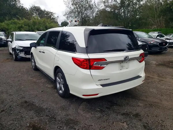 5FNRL6H75JB029189 2018 HONDA ODYSSEY - Image 2